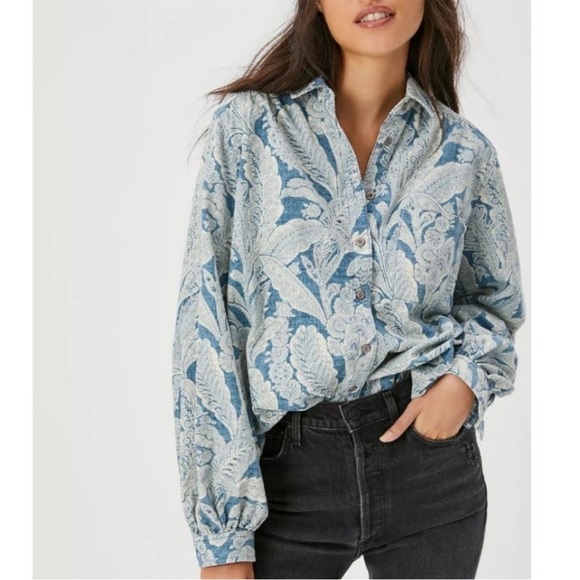 Anthropologie Pilcro Blue and White Button Down Shirt - Picture 3 of 11